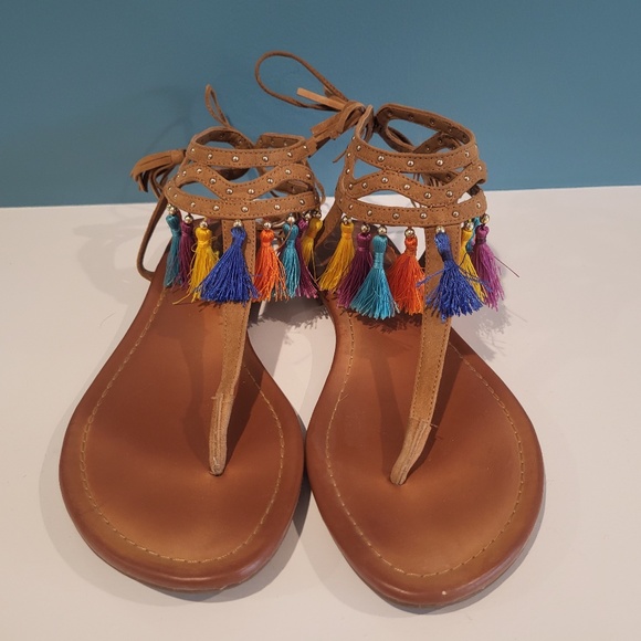 Jessica Simpson Women's Kamel Dress Sandal, Size 10, Colorful tassels - Picture 3 of 3